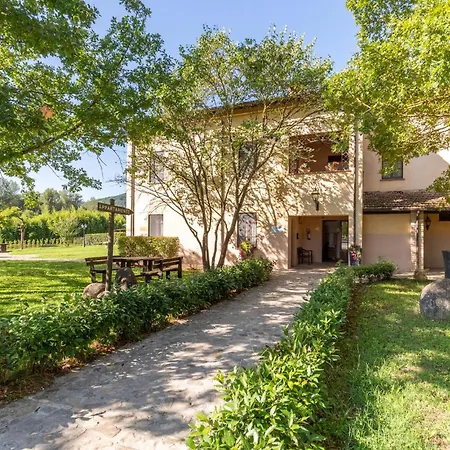 1 Bedroom Awesome In * Montone (Umbria)