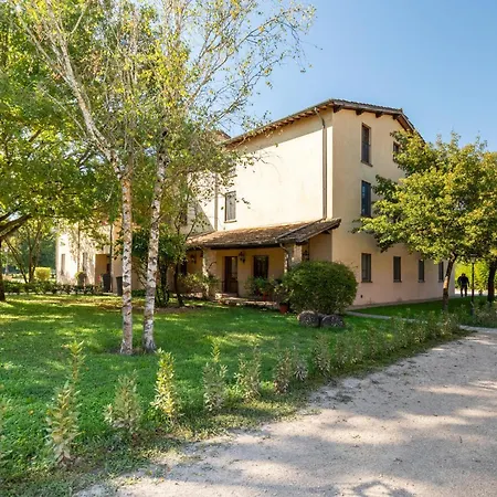 1 Bedroom Awesome In Apartment Montone (Umbria)